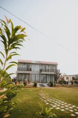 IBIZA Farm House – Best Farmhouse in Jaipur | Luxury Villa for Party